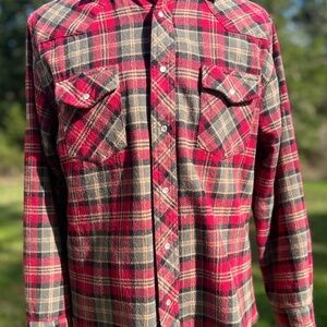 WRANGLER Button Down Shirt | Long Sleeve Red Plaid Pearl Snap | Mens Large